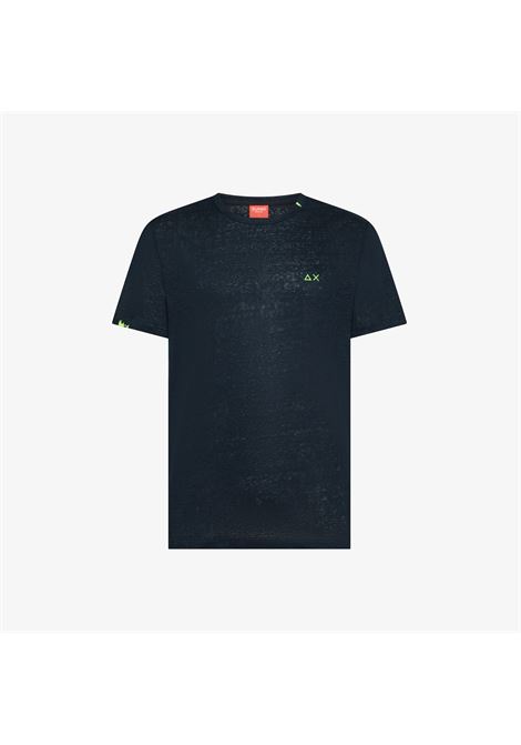Navy blu
