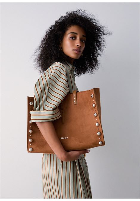 Tote bag grande con borchie